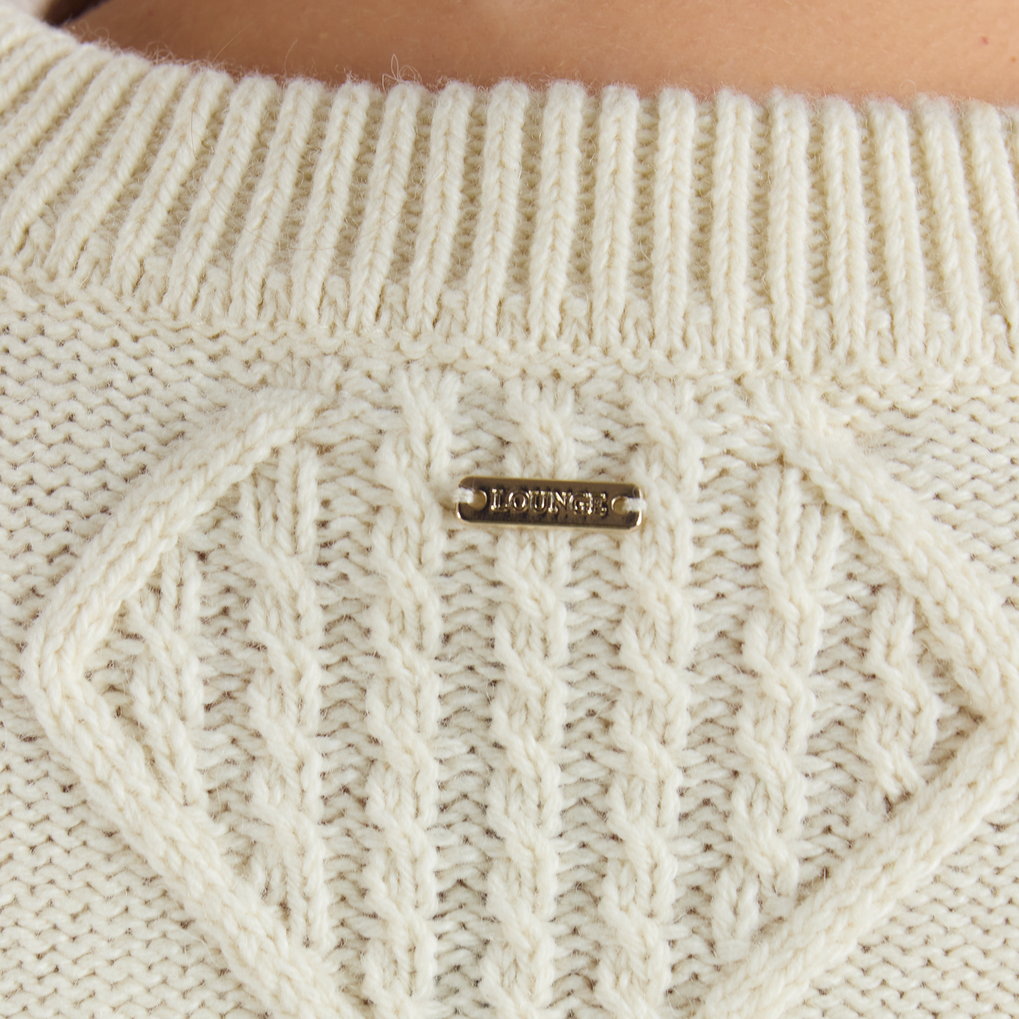 Cable-Knit Jumper - Cream