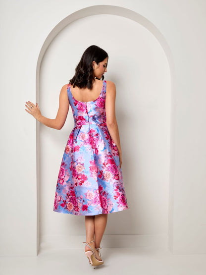 Plus Size Sleeveless Floral Fit and Flare Midi Dress in Blue