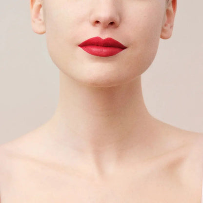 La Perla Matte Silk Lipstick 3.5ml