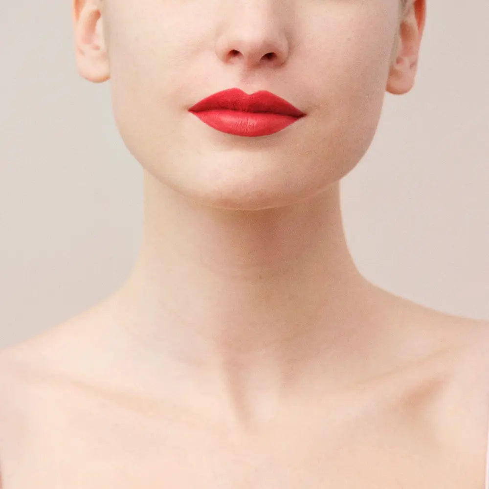 La Perla Matte Silk Lipstick 3.5ml